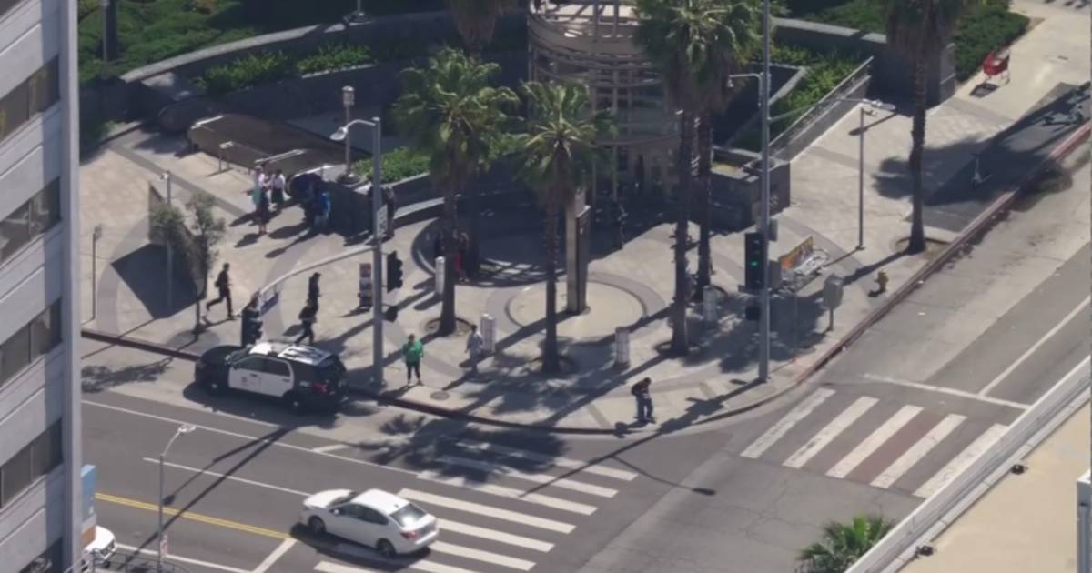 LA Metro security guard stabbed, another shot and killed in East Hollywood