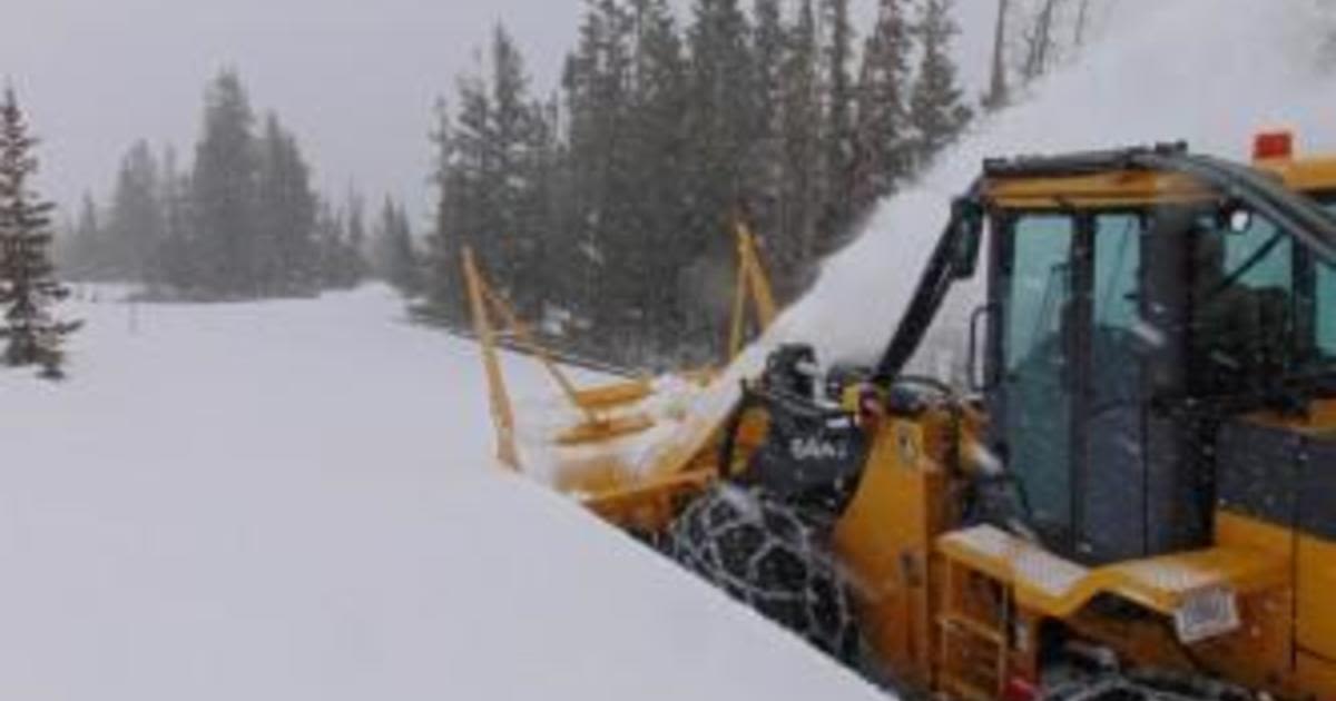 Too much snow keeps Trail Ridge Road from opening in Colorado this weekend