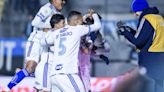 Cruzeiro vence e aumenta crise do Grêmio no Brasileirão