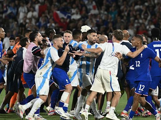 Otamendi fumes after Argentina, France brawl