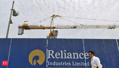 Reliance Industries wants petroleum product pipeline tariff linked to rail freight