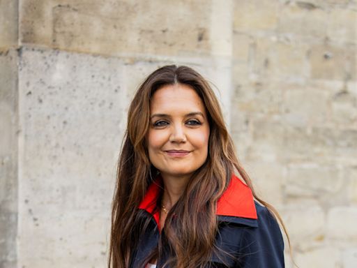 Katie Holmes’s Refined Take on Parisian Style Includes a Pop of Red