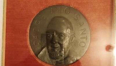 Gli occhi e la luce di Padre Pio da Pietrelcina nella scultura di Nunzio Quarto