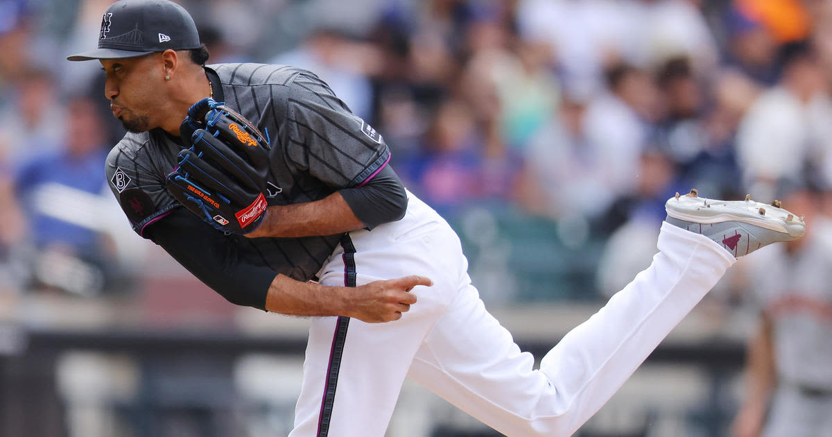 Edwin Diaz blows another save, Mets fall to Giants in 10 and drop 9 games under .500