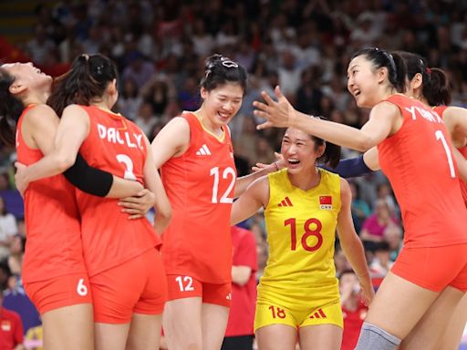 中國女排3比0贏法國 小組2連勝提前出線
