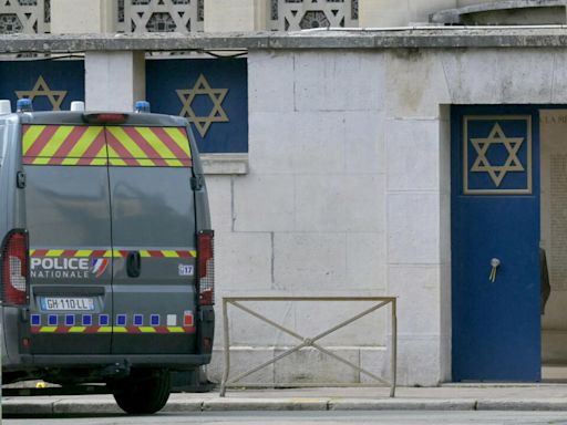 La Policía francesa mató a un hombre armado que intentó incendiar una sinagoga