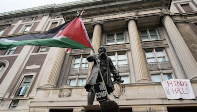 Columbia University, blitz della polizia: arrestate decine di manifestanti pro Palestina