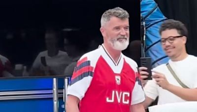 Man United legend Roy Keane is spotted wearing an ARSENAL shirt