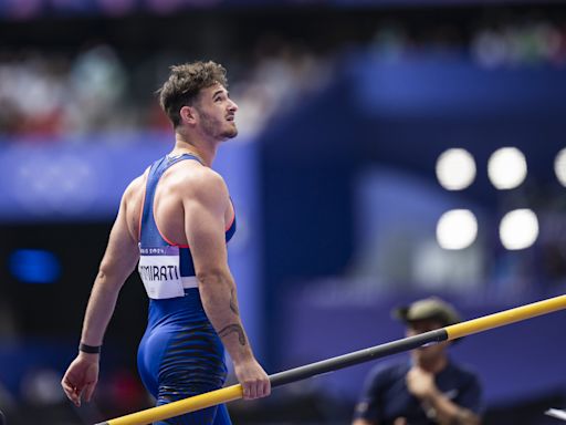 French Pole Vaulter Anthony Ammirati Is ‘Frustrated’ After Crotch Catches on Crossbar