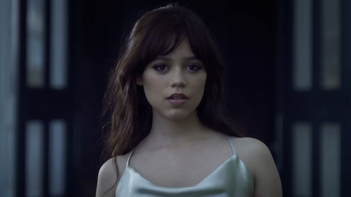 Fans Can't Stop Watching Jenna Ortega's New Movie On Netflix, But Also Can't Stop Complaining About It