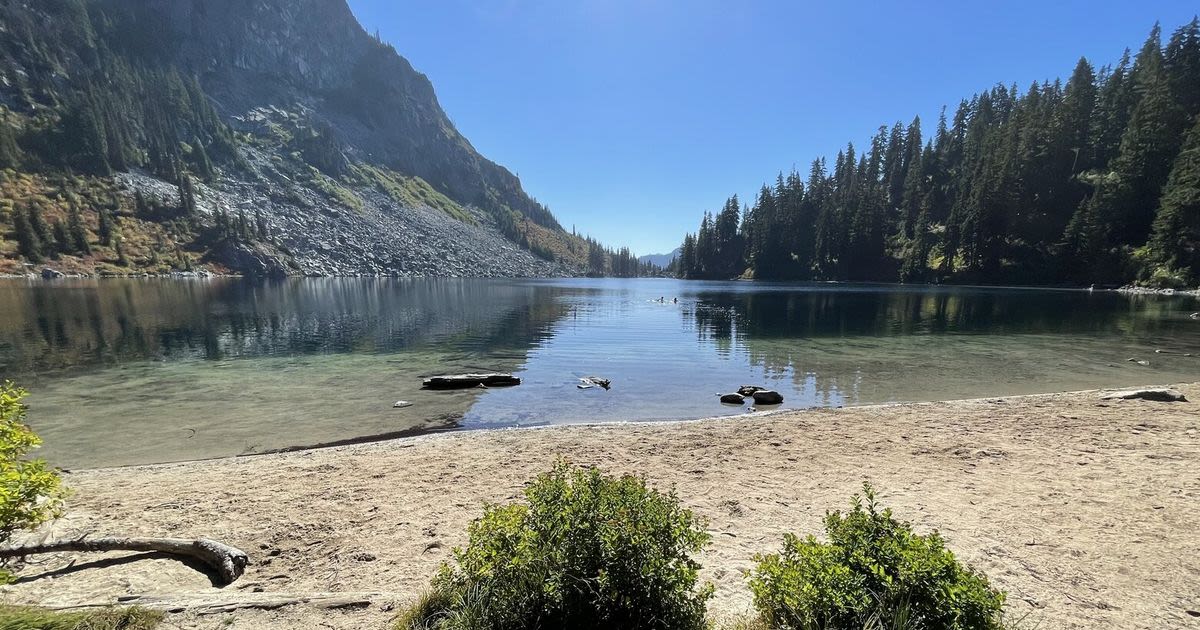 5 WA beginner backpacking trips for this summer