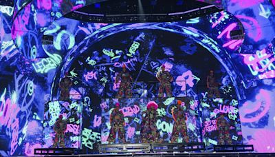 On Missy Elliott's 'Out of This World' Tour, the Modern Pioneers Get Their Flowers