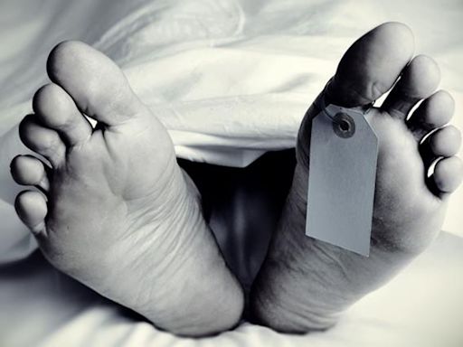 ‘Dead’ man shows up alive before burial in Telangana