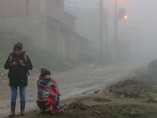 Bajas temperaturas afectan a la población de Ticlio Chico: las lluvias no cesan y niños son los más afectados