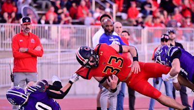 Castle View rattles off 37 unanswered points to dominate Douglas County in Battle of the Rock rivalry