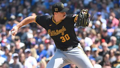 Skenes strikes out first seven Cubs, 11 overall