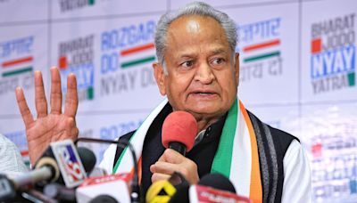 ‘Non-performing assets’: Gehlot takes aim at ‘backstabbers’ who continue to remain in Congress