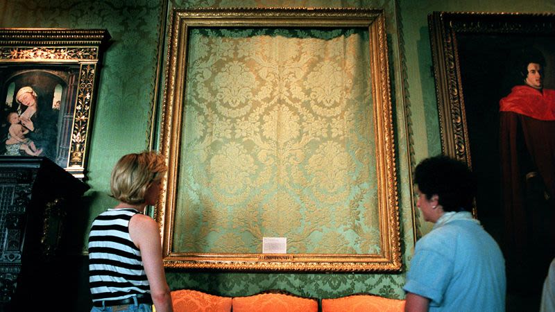 Five things you probably didn’t know about the biggest art heist in history | CNN