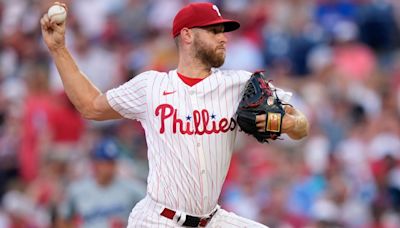 Phils play it safe, pull Wheeler (back) early in win