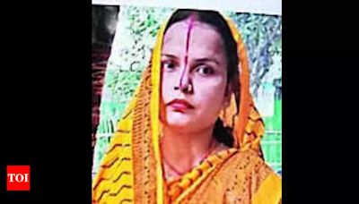 Pregnant woman dies at Delhi govt hospital, kin cry foul | Delhi News - Times of India