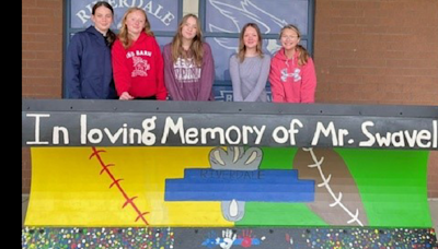 Hancock and Paulding students paint top plows