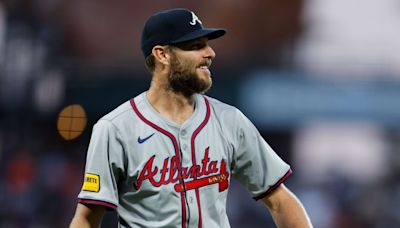 Chris Sale Outduels Snell, Atlanta Braves Squeeze Out Win in Extras