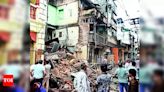 House collapses, 2 women rescued | Vadodara News - Times of India