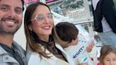 Claudia Leitte mostra fotos de viagem internacional com filhos e marido