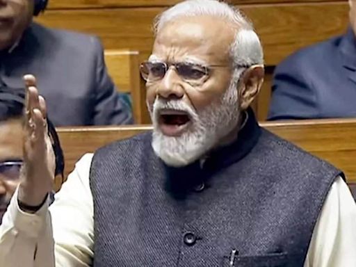 PM Modi's story of a 'cry baby' to TMC's 'chhoo kit kit', Lok Sabha had fun too