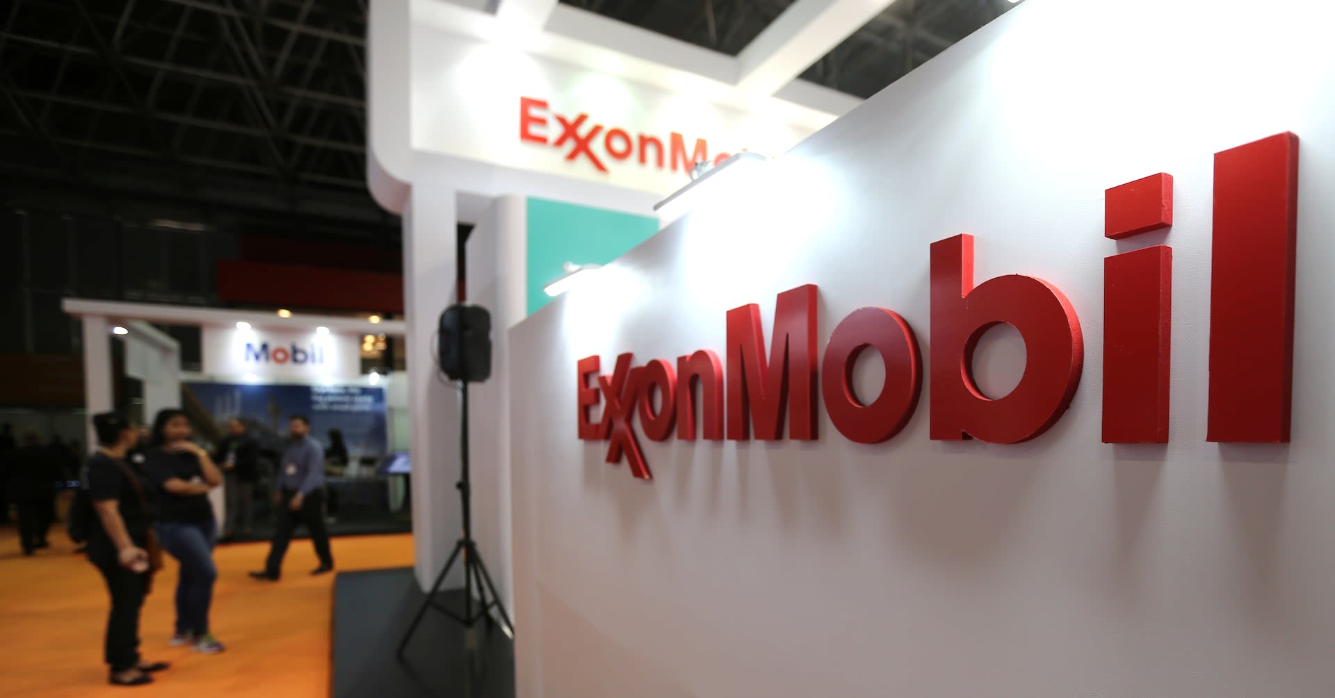 Exxon moves to smaller offices as it cuts back Nigerian operations