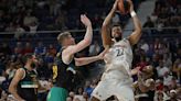 El Real Madrid, sin brillo, vence al Obradoiro pensando en Vitoria (79-69)