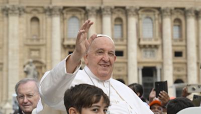 Pope Francis fields questions from students about gender identity