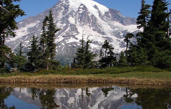 Mount Rainier's timed-entry system starts today. Here's what you need to know