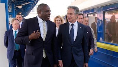 US and UK top diplomats Antony Blinken and David Lammy arrive in Kyiv as Ukraine battles Putin's war