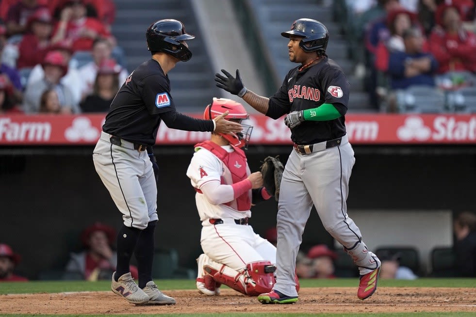 José Ramírez goes deep twice, starts run of 3 straight Guardians' homers in 10-4 victory over Angels