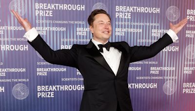 Ignore the NYT: Elon's politics should impact your decision to buy a Tesla about as much as what bands he likes