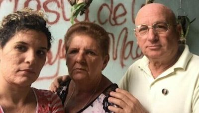 "Me mantengo firme y luchando por ellos": Sonia Álvarez, esposa y madre de presos políticos