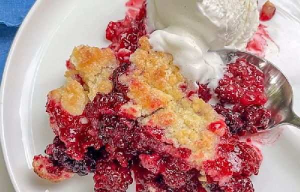 Jennifer Garner’s Favorite Cobbler Is the Easiest Dessert I’ve Ever Made (My Family Can’t Get Enough!)