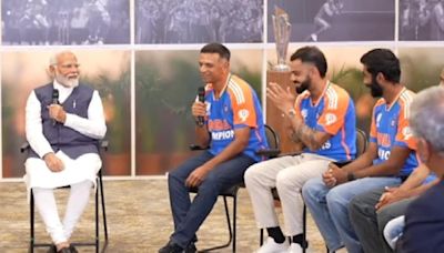 Virat Kohli can't control laughter, reacts with folded hands to Dravid's cheeky 'Olympics' reply to PM Narendra Modi