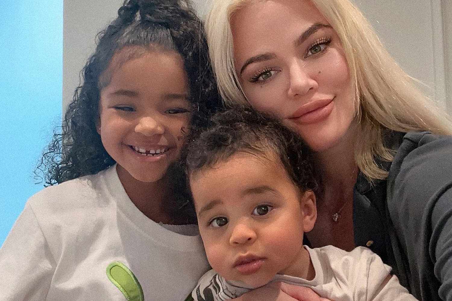 Khloé Kardashian Reveals Nanny Put Kids to Bed for First Time Despite Starting 1 Year Ago: 'I'm Such a Lunatic'