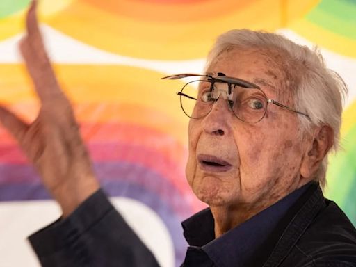 Julio Le Parc y su arte lúdico brillan en la reapertura del palacio italiano de las Papesas