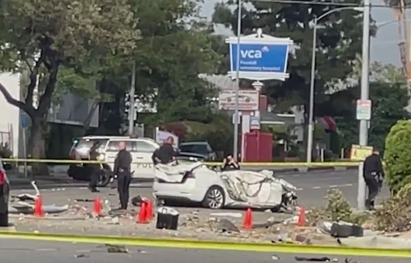 3 dead, 3 injured in single-vehicle crash in Pasadena