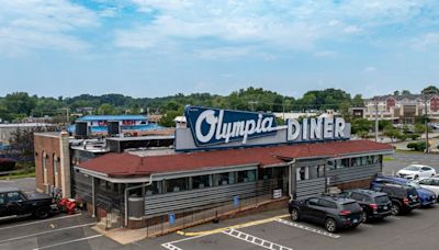 70-year-old Olympia Diner in Newington listed for sale