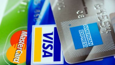 Cuál es el monto máximo que se puede consumir con tarjetas de débito y crédito sin tener problemas con AFIP
