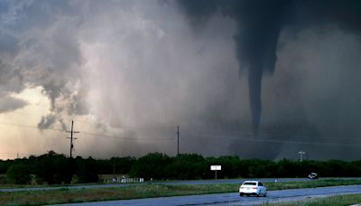 Tornadoes Are Coming in Bunches. Scientists Are Trying to Figure Out Why.