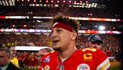 Chiefs QB Patrick Mahomes' Dad Makes Huge Personal Announcement