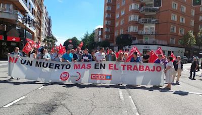 Los sindicatos salen a la calle tras el fallecimiento de un trabajor en Somonte