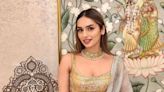 Manushi Chhillar's 'Best Morning' Begins With Seeking Blessings At Siddhivinayak Temple | Photo