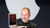Afirman que Steve Jobs sería el creador de Bitcoin: el descubrimiento vinculado a Apple que impulsó el rumor
