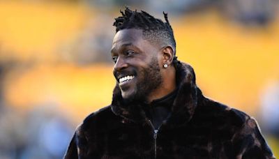 Antonio Brown retires from team he literally never played for | Sporting News